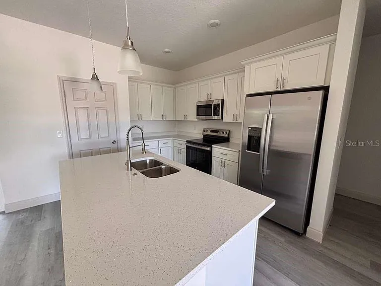 7908 N Galena Ave — Photo 12