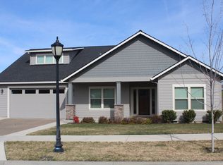 537 Saint Augustine Dr, Medford, OR 97504