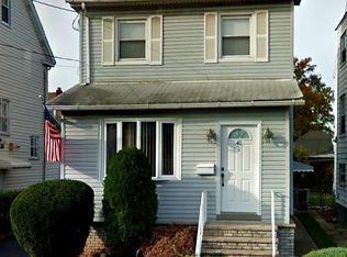 40 Chilton St, Elizabeth, NJ 07202