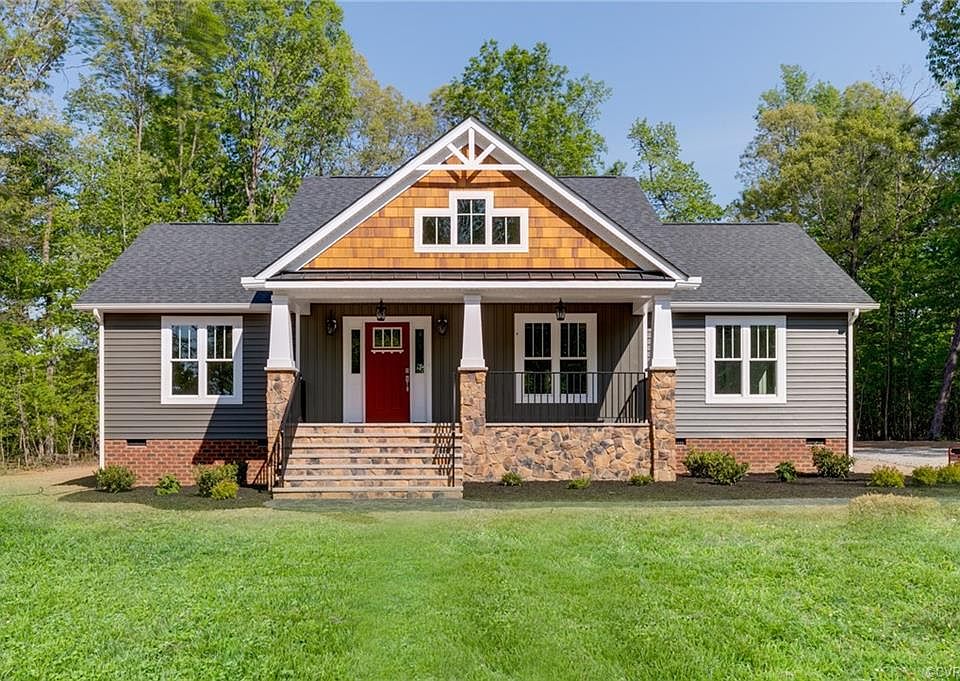 1st image of 25 Scarlet Oak Dr