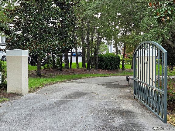 4th image of 18 Anton Ct
