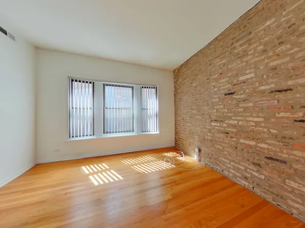 702-06 W. Barry, 702 W Barry Ave #704-3B, Chicago, IL 60657