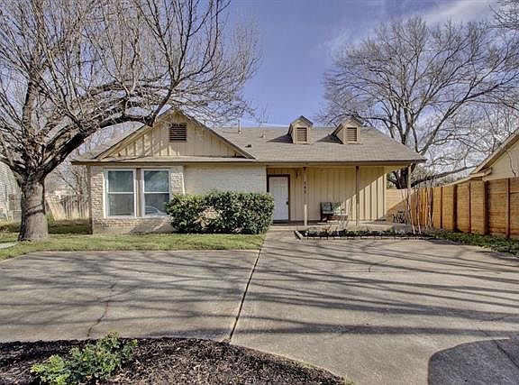 2nd image of 202 Etta Pl