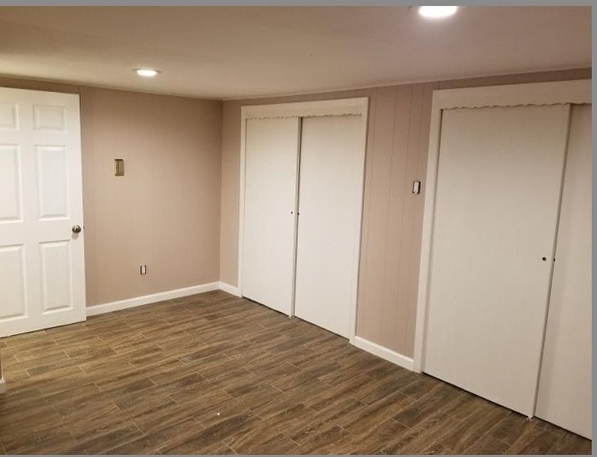 1st image of 33 Oakcrest Ave
