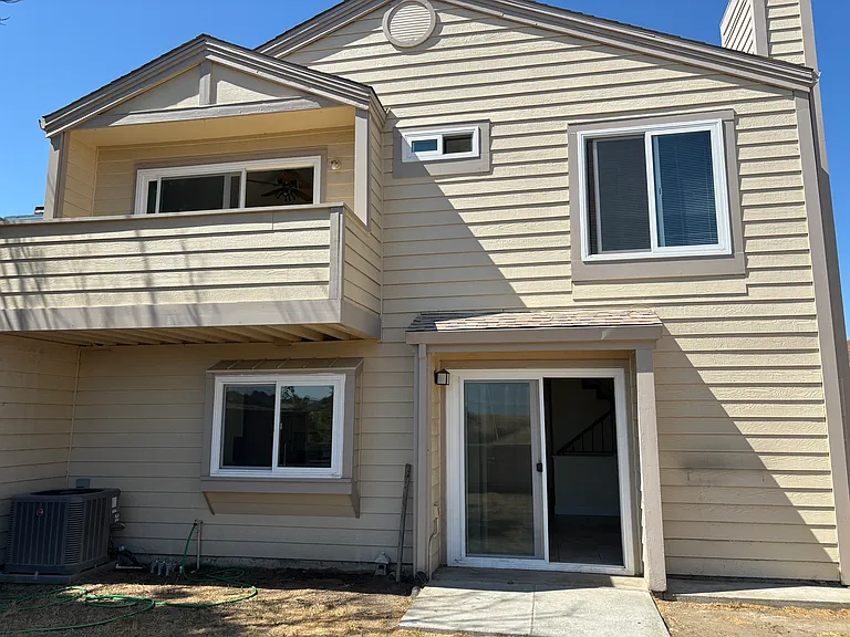 Leafwood Cir — Photo 21