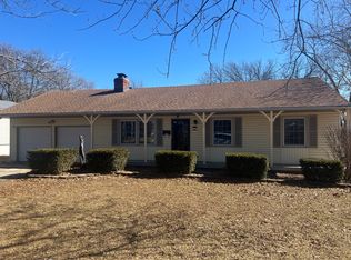5235 N Flora Ave, Kansas City, MO 64118