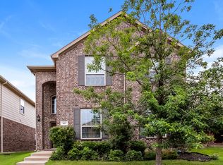 617 Pawnee St, Aubrey, TX 76227