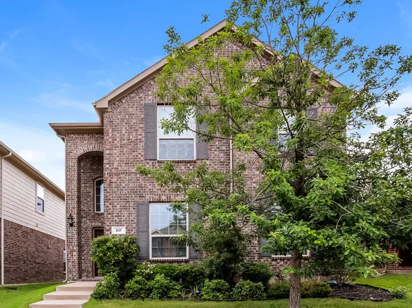 617 Pawnee St, Aubrey, TX 76227