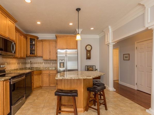 19 Madison Way #37, Hubbardston, MA 01452
