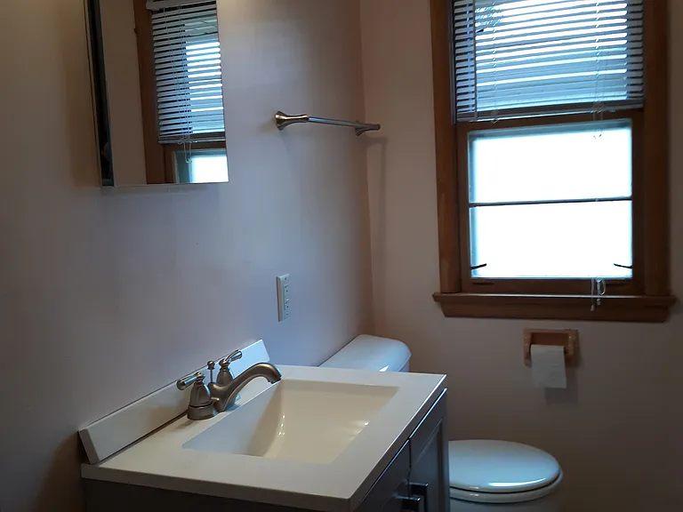 10232 W North Ave — Photo 18