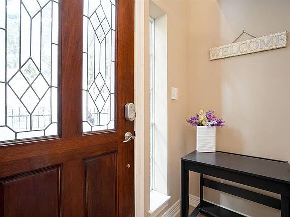 3rd image of 211 McGowen St