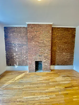 Rented by CMV Realty Inc. | media 14