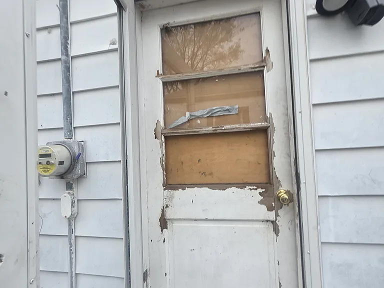1828 W Leafland Ave — Photo 26