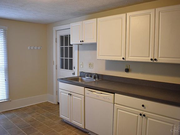 3rd image of 350 Columbus Ave
