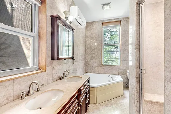 Rented by Sotheby's International Realty | media 44