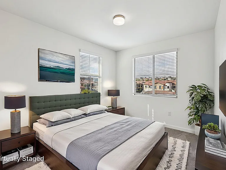 Castile Apartments — Photo 52