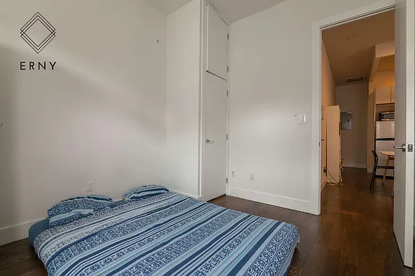 Rented by ERNY LLC | media 14