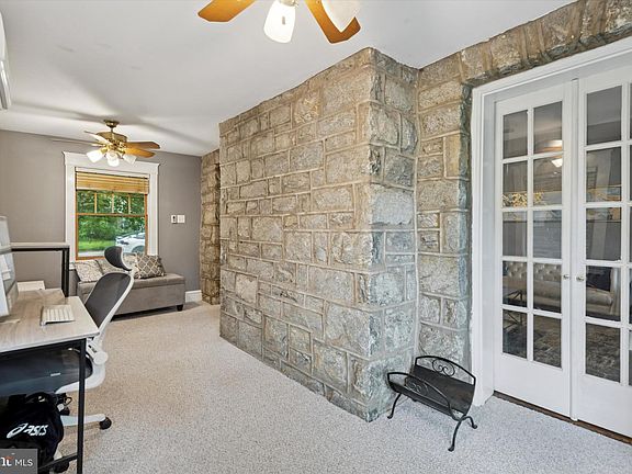 5th image of 3726 Woodland Ave