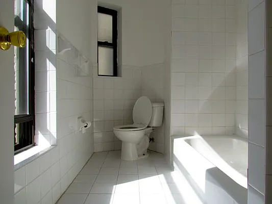 Rented by Landmark Real Estate | media 13