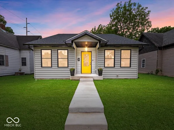 31 McKenzie St, Shelbyville, IN 46176