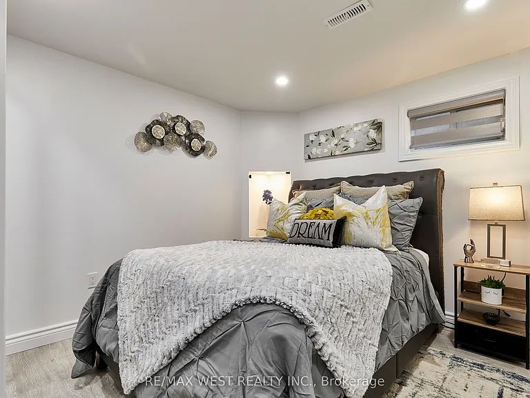67 Hobbs Dr #BASEMENT — Photo 18