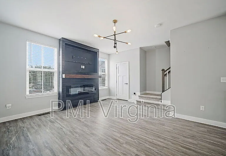 905 Hornswaggle Way — Photo 7