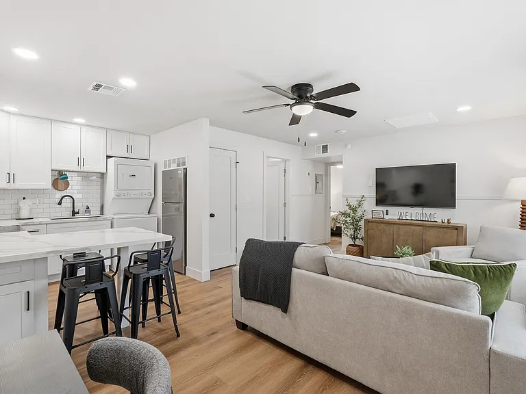 1417 E Roosevelt St #1 — Photo 11