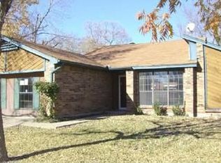 2534 Rialto Way, Grand Prairie, TX 75052