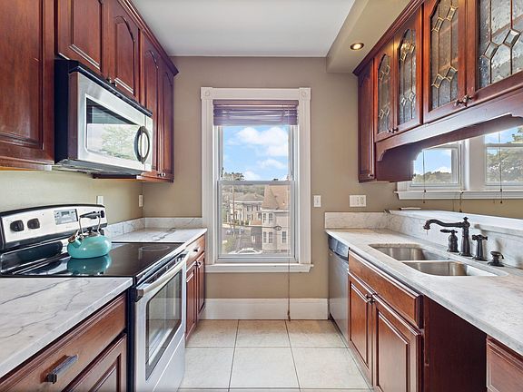 3rd image of 1363 Congress Street #3