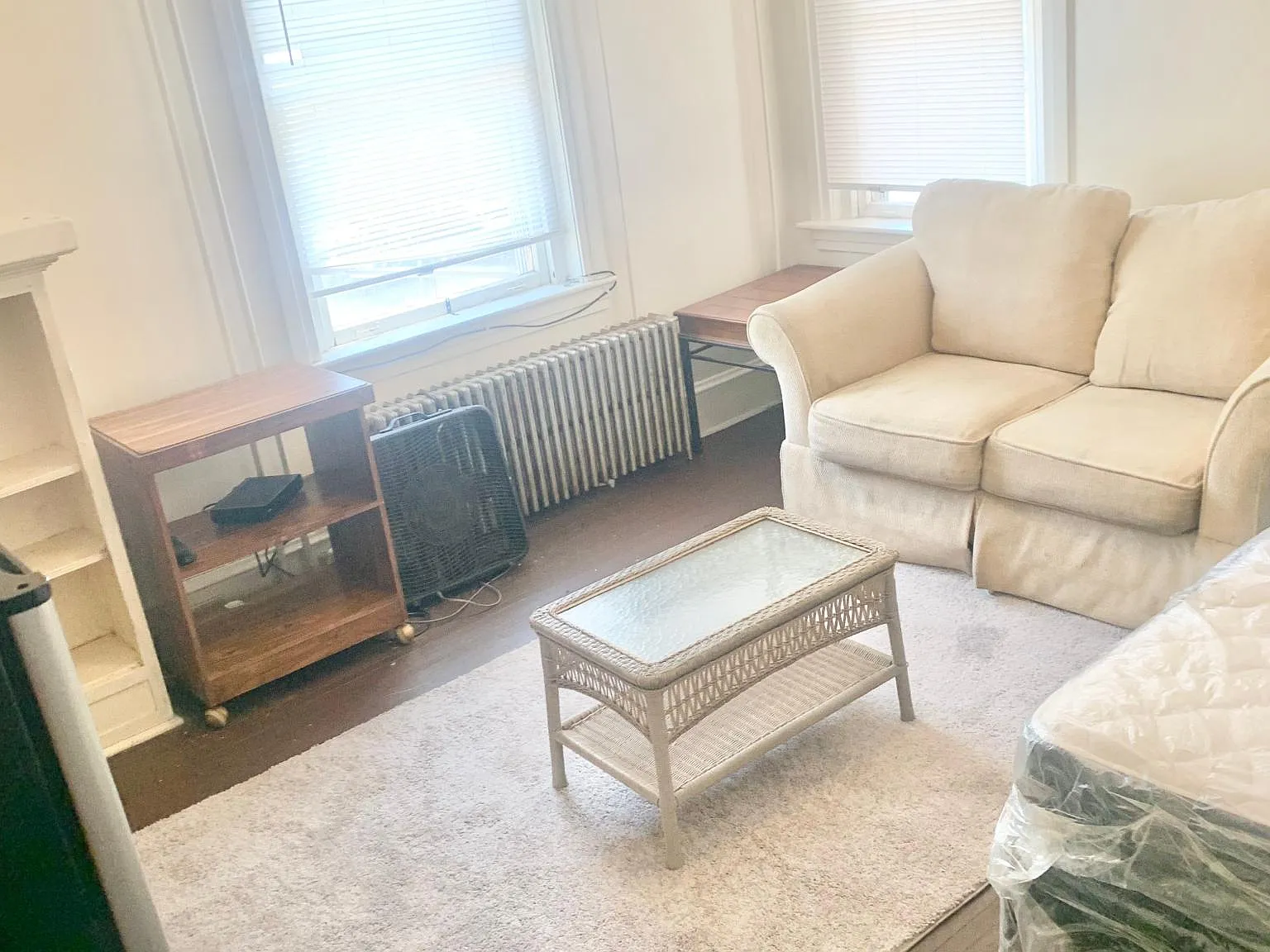 1 bed, 1.5 bath, 175 sqft, $750 — Photo 2