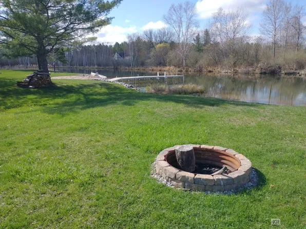 1875 Charlesbury Ct, Gladwin, MI 48624