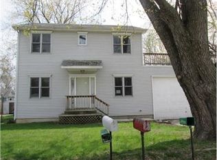 35 Covington Rd, Fox Lake, IL 60020