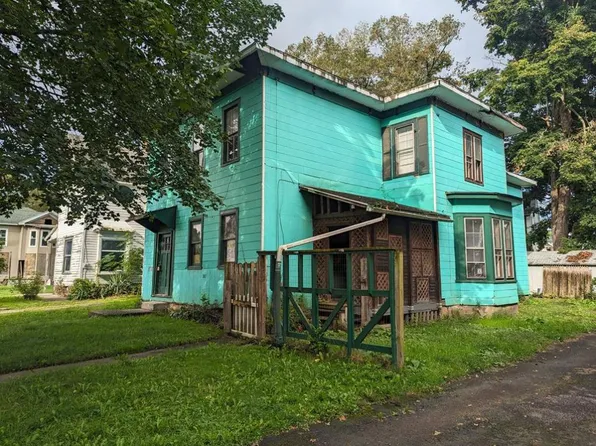 307 Lormore St, Elmira, NY 14904