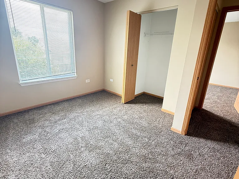 401 Waubonsee Dr — Photo 16