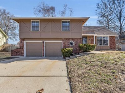 8512 W 98th St, Overland Park, KS, 66212