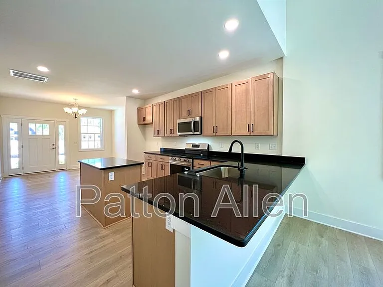 117 N Christie Ct — Photo 7