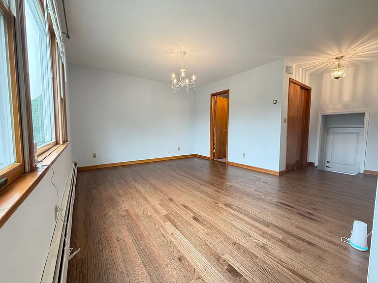 219 Old Mamaroneck Rd — Photo 5