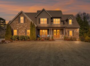 2025 Enclave Dr, Rocky Face, GA 30740