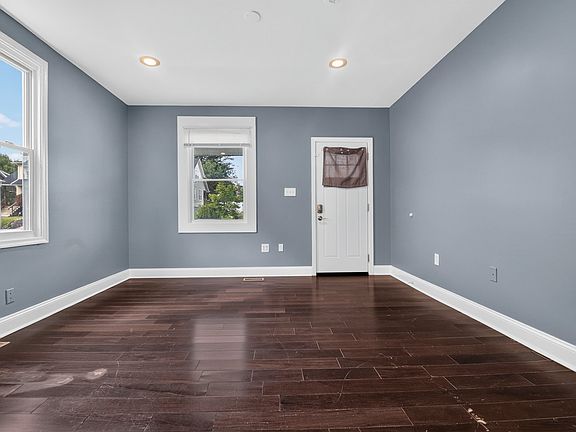 4th image of 4214 Woodlea Ave