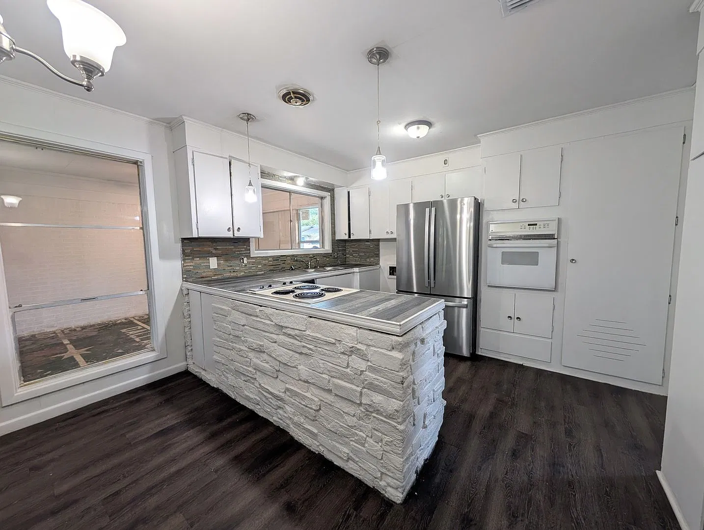 Very Spacious Home in TISD Coming Soon! — Photo 2