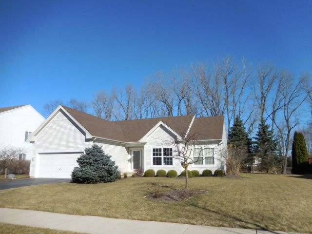 1st image of 448 Oak Grove Cir