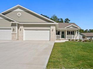 1440 W Addison Way, Muskegon, MI 49445