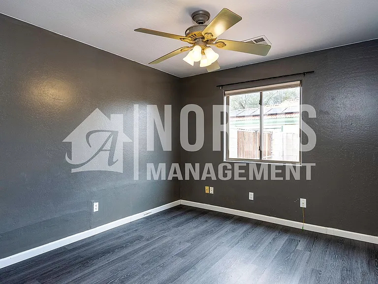 10307 W Midnight Dr — Photo 21