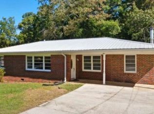 229 Hilltop Ln, Toccoa, GA 30577
