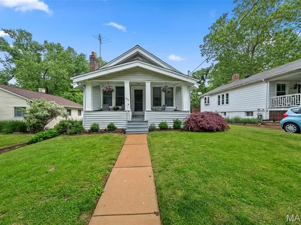 1035 Tuxedo Blvd, Saint Louis, MO 63119