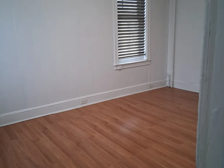 1247 W Westmoreland St #3R — Photo 9