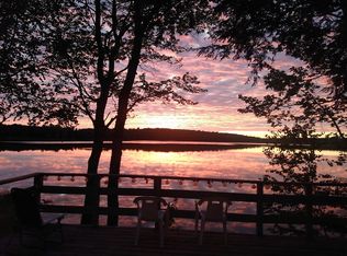 27 Loon Ln, Palmyra, ME 04965