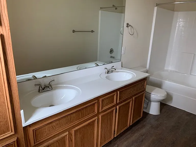 6706 University Village Way — Photo 8