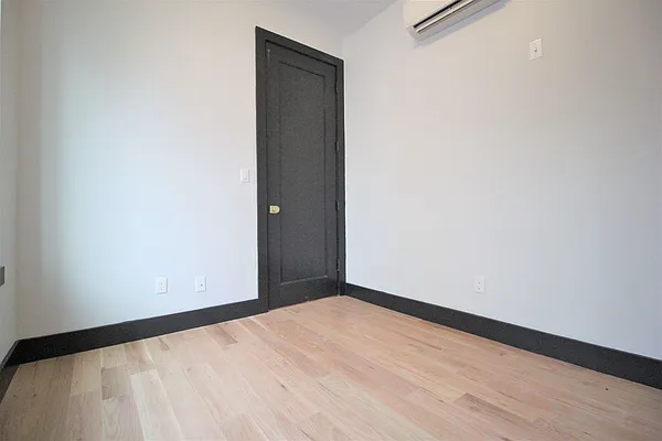 Rented by Hagstrom Management Inc | media 59