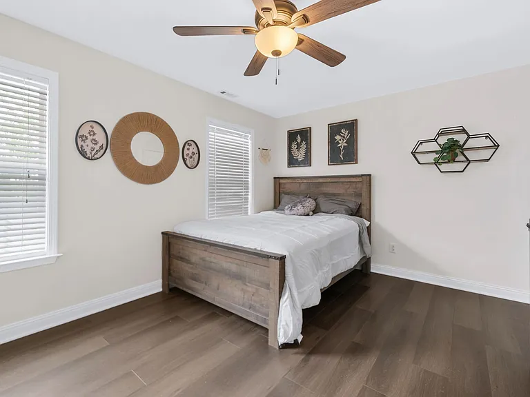 3412 Clegg Dr — Photo 20
